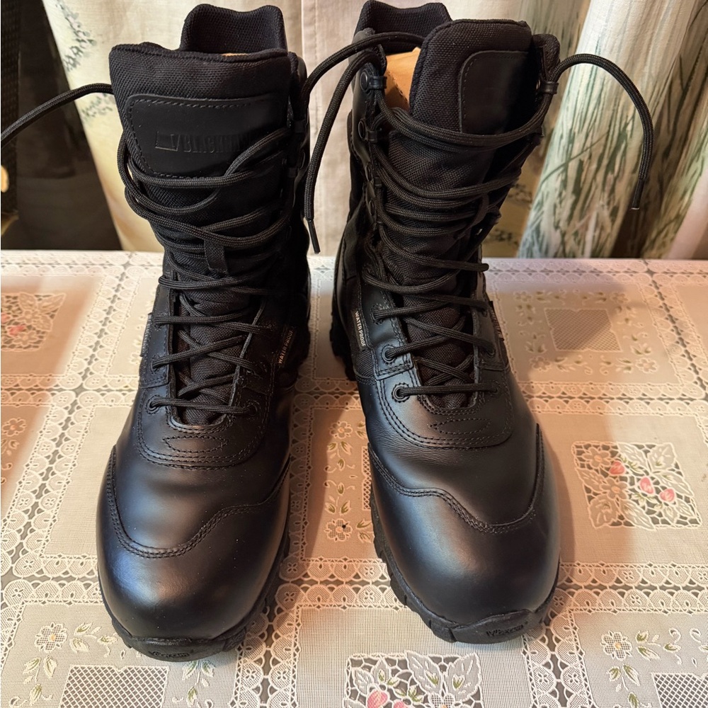Men's Black Tactical Lace-Up Boots - Durable Support